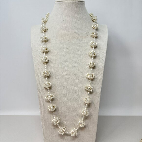 Vintage Imitation Pearl Knot Station Necklace Long Length Creamy White‎ Coquette - Picture 1 of 8